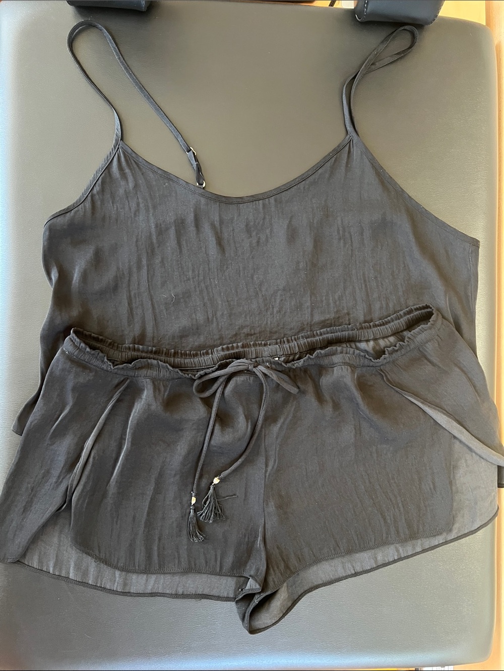 In Bloom Black Lounge/Sleep Set